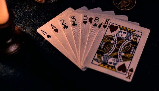 shan9mee Live Baccarat Dealer မြန်မာ ကာစီနို table